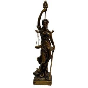 Figura de la Diosa de la Justicia – Símbolo de Equilibrio y Verdad